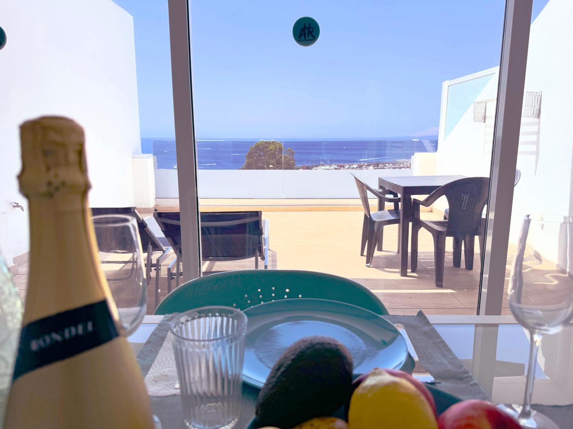 Arthouse Sea View - Acquamarina E Zaffiro Villa Puerto del Carmen  Exterior photo