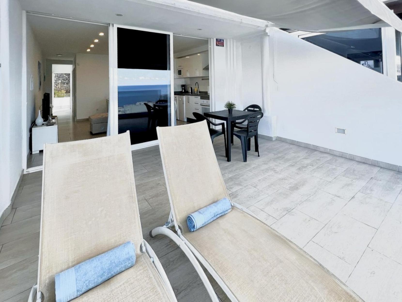 Arthouse Sea View - Acquamarina E Zaffiro Villa Puerto del Carmen  Exterior photo