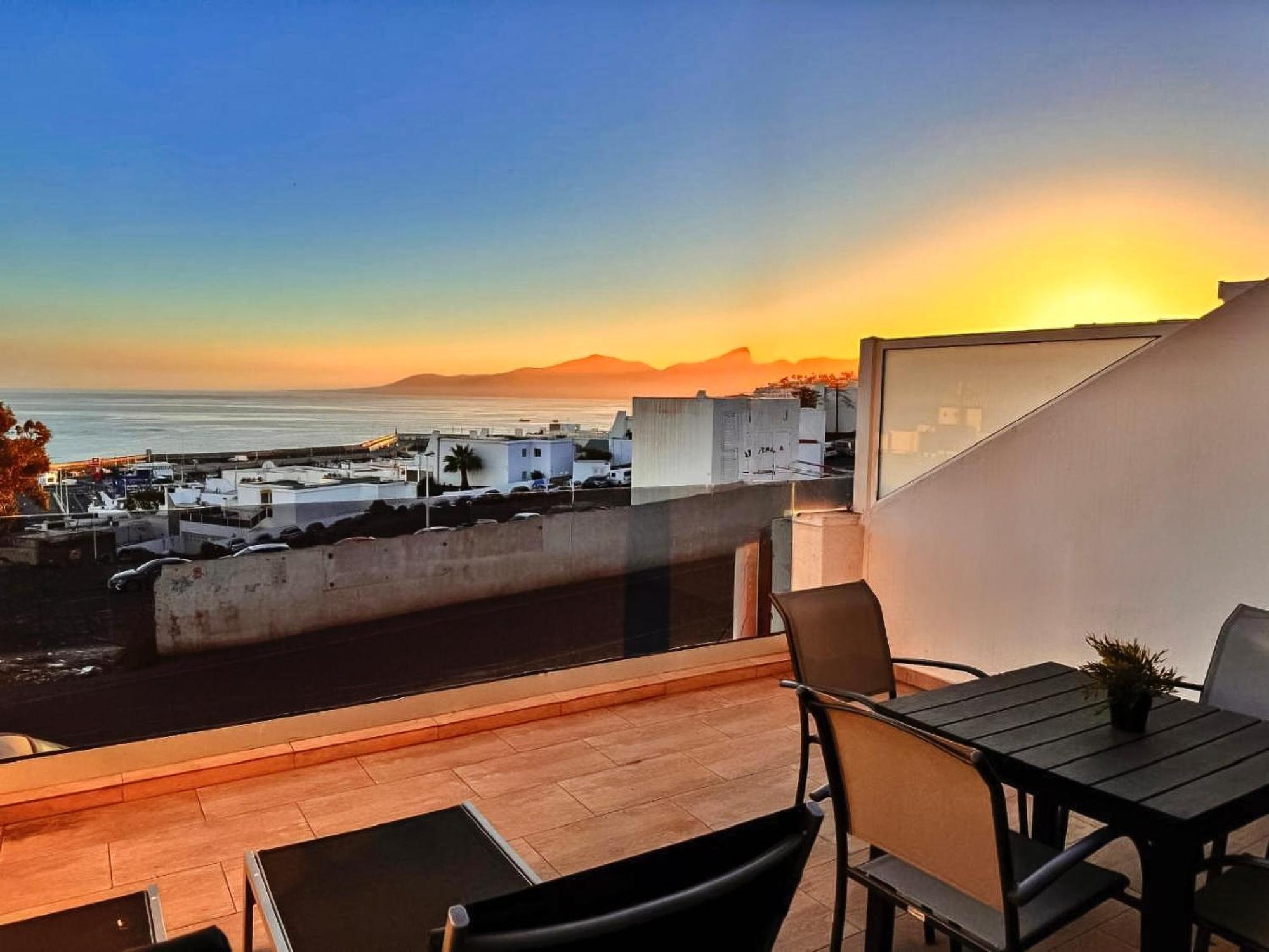 Arthouse Sea View - Acquamarina E Zaffiro Villa Puerto del Carmen  Exterior photo