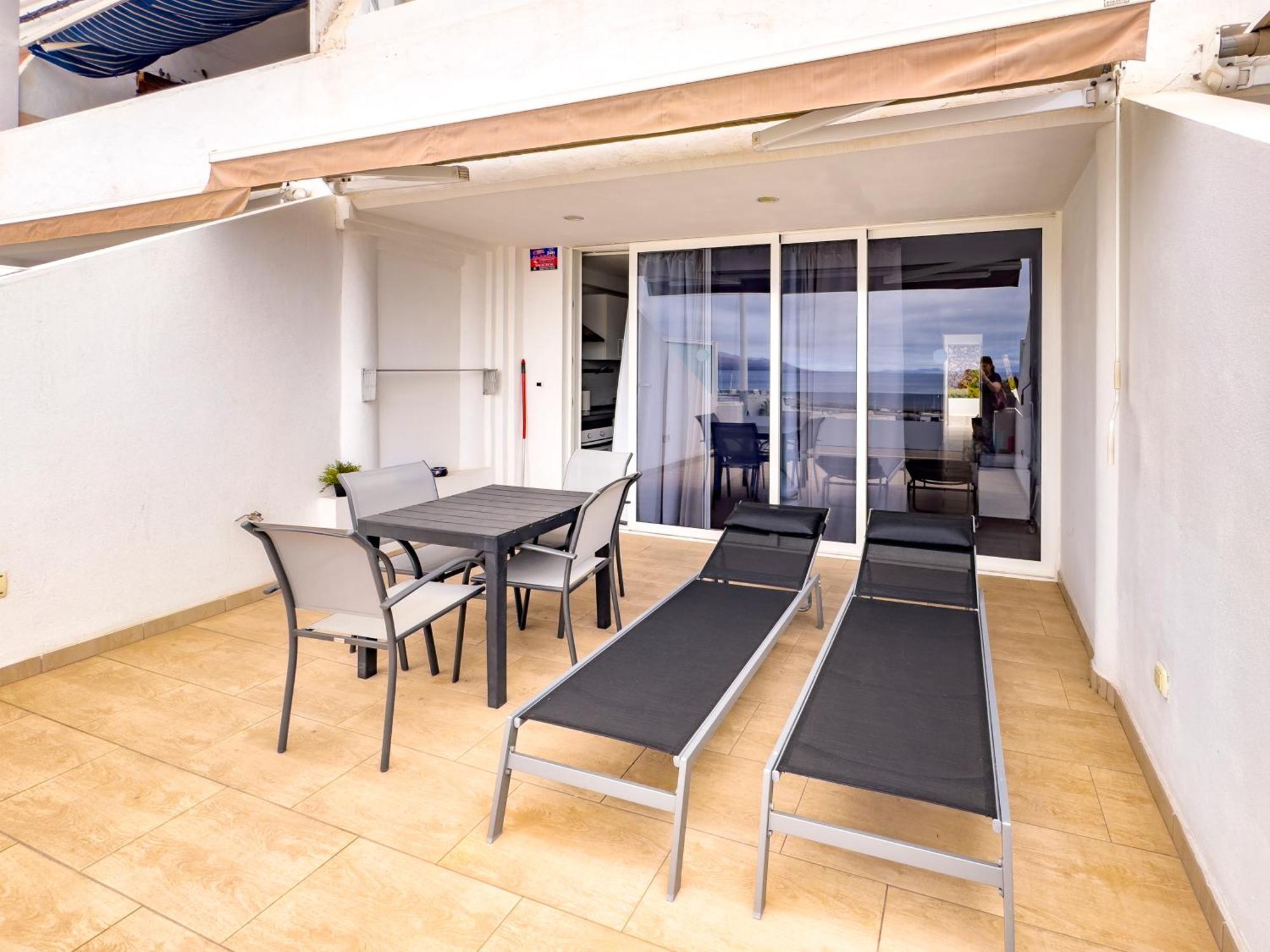 Arthouse Sea View - Acquamarina E Zaffiro Villa Puerto del Carmen  Exterior photo